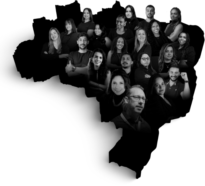 pessoas com as mãos juntas